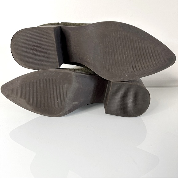 Steve Madden Audience Olive Boot 8.5 Croc Embossed Suede Block Heel Pointy Toe - Picture 7 of 11